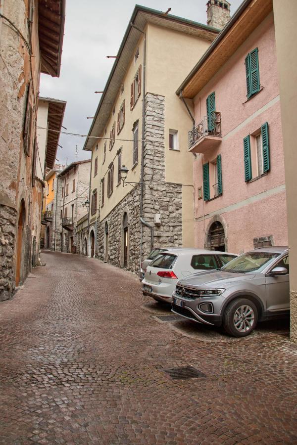Charme Nel Borgo Di Bienno Di Design, Natura & Relax Bienno