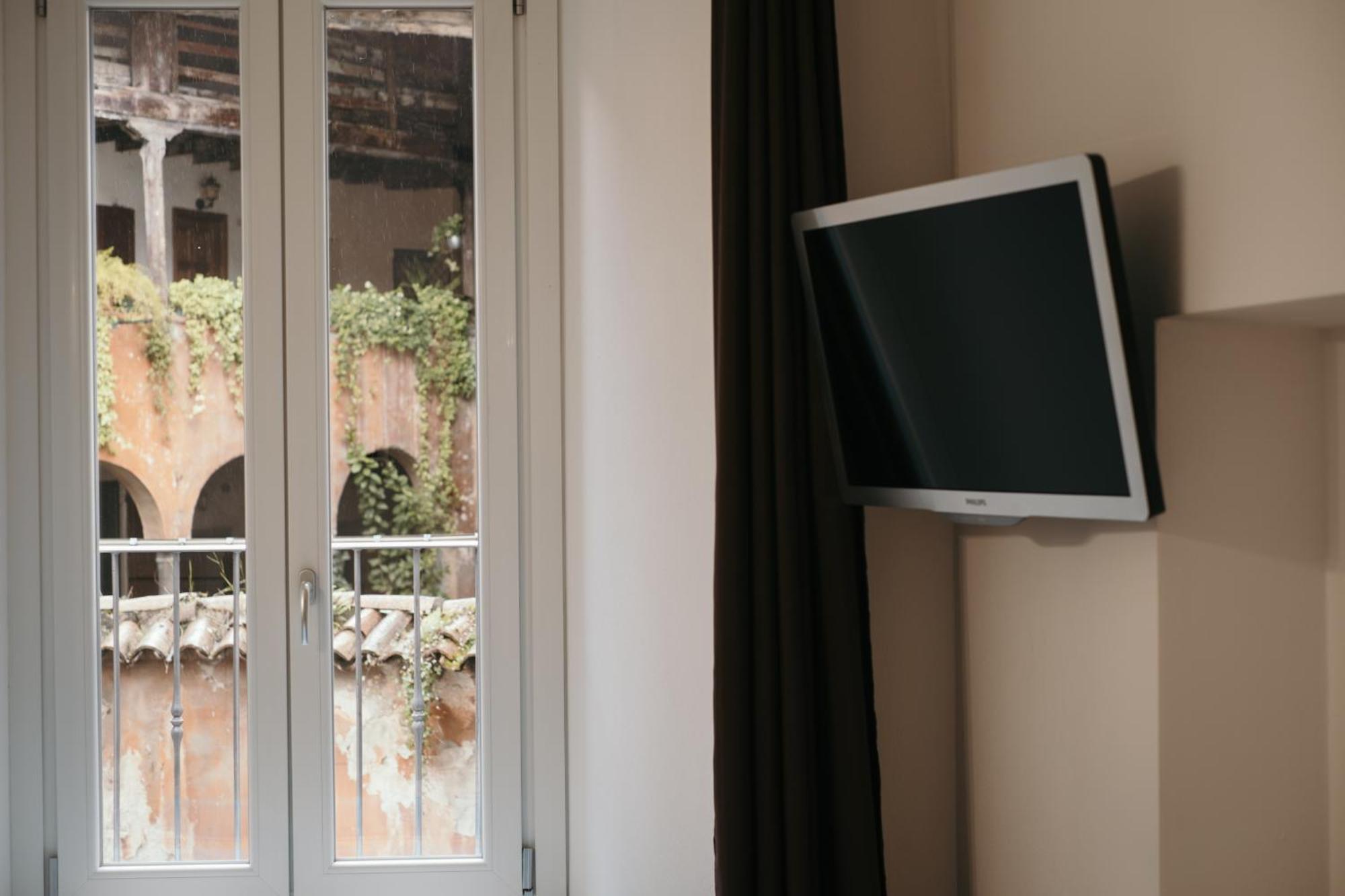 Charme Nel Borgo Di Bienno Di Design, Natura & Relax * Bienno